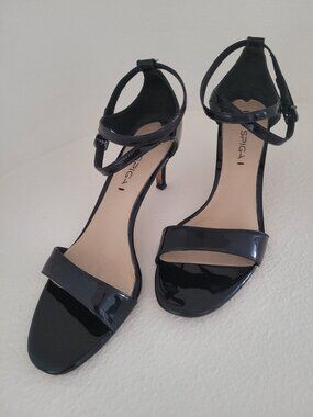 Via Spiga Black Patent Leather Ankle Strap Sandals US 7.5